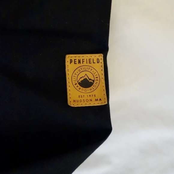 Penfield Gibson rain jacket. Women’s size large. - Picture 5 of 8